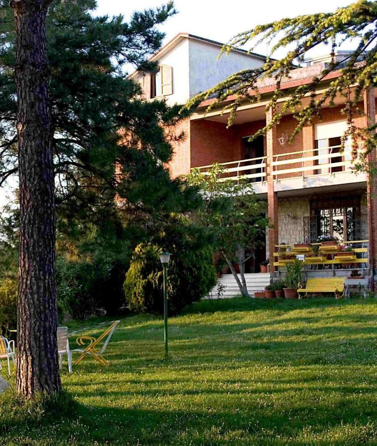 B&B Margherita Montefalco Exterior foto